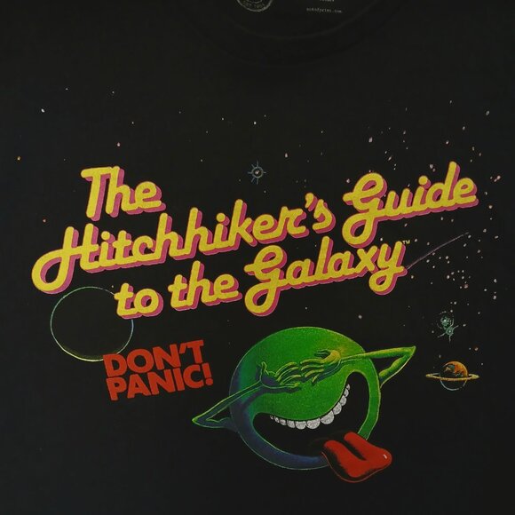 Retro 'Hitchhikers Guide To The Galaxy' t-shirt by ' Out of Print' - Preowned - Picture 4 of 5